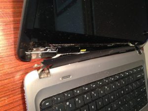 تعبیر خواب شکستن لپ تاپ